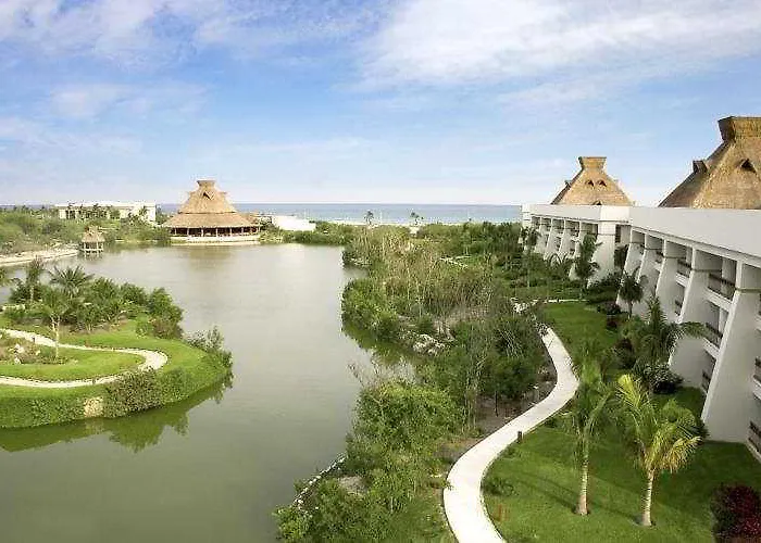 Grand Mayan Pousada *
